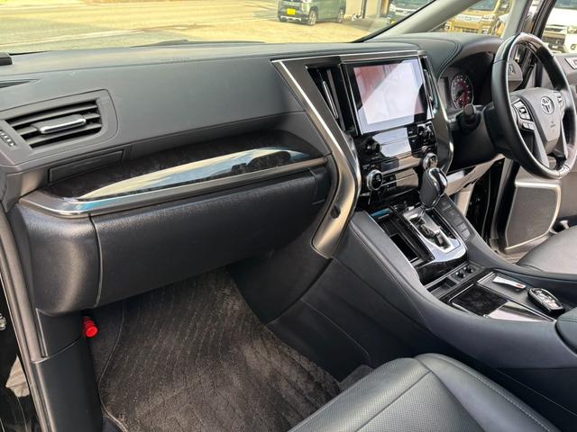 アルファード ２．５Ｓ　Ｃパッケージ　モデリスタエアロＦＳＲ　スポーツマフラー　純正後席モニター　９型ＤＡナビ　Ｂカメラ　合皮シート　快適温熱シート　ＥＴＣ２．０　前後ドラレコ　ステアヒーター　パワーシート　パワートランク　３眼ＬＥＤ（57枚目）