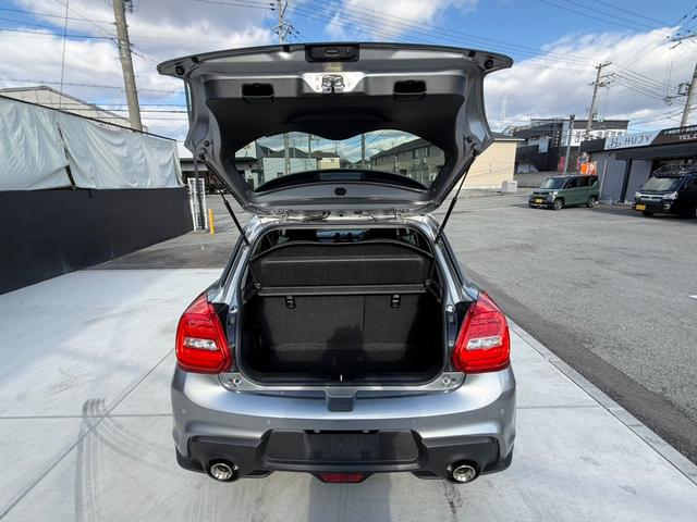 スイフトスポーツ ベースグレード　純正８型ナビＴＶ　全方位モニター　セーフティサポート　ＢＳＭ　運転席シートヒーター　１７ＡＷ　シルバーブレーキキャリパー　ステンレス製ペダル　ＬＥＤランプ　Ｒソナー　革巻きハンドル　パドルシフト　禁煙（19枚目）