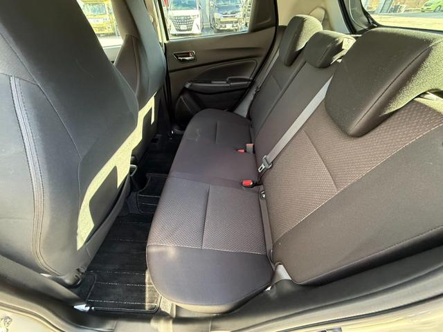 スイフトスポーツ ベースグレード　純正８型ナビＴＶ　全方位モニター　セーフティサポート　ＢＳＭ　運転席シートヒーター　１７ＡＷ　シルバーブレーキキャリパー　ステンレス製ペダル　ＬＥＤランプ　Ｒソナー　革巻きハンドル　パドルシフト　禁煙（33枚目）