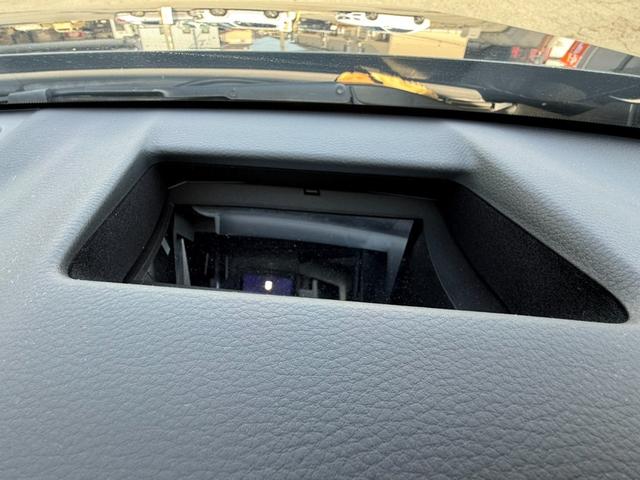 ＭＸ－３０ロータリーＥＶ ナチュラルモノトーン　８．８型ナビＴＶ　３６０度ビュー　ＢＳＭ　Ｂｏｓｅ　シートヒーター　ＨＵＤ　ＥＴＣ　前後ドラレコ　アダプティブＬＥＤランプ　１８ＡＷ　メモリー付パワーシート　ＡＣ１００Ｖ１５００Ｗ　ステアヒーター（45枚目）