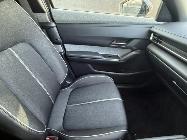 ＭＸ－３０ロータリーＥＶ ナチュラルモノトーン　８．８型ナビＴＶ　３６０度ビュー　ＢＳＭ　Ｂｏｓｅ　シートヒーター　ＨＵＤ　ＥＴＣ　前後ドラレコ　アダプティブＬＥＤランプ　１８ＡＷ　メモリー付パワーシート　ＡＣ１００Ｖ１５００Ｗ　ステアヒーター（55枚目）