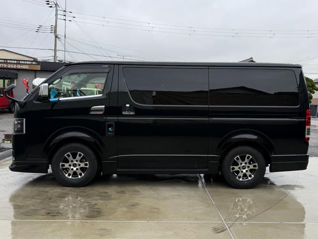 ハイエースバン スーパーＧＬ　ダークプライムＩＩ　モデリスタエアロＦＳＲ　ＴＲＤ１５インチＡＷ　１０型フローティングナビＴＶ　両側パワスラ　デジタルミラー　Ｂカメラ　ＥＴＣ　ＬＥＤランプ　ソナー　ハーフレザー　セーフティセンス　ＡＣ１００Ｖ電源（16枚目）