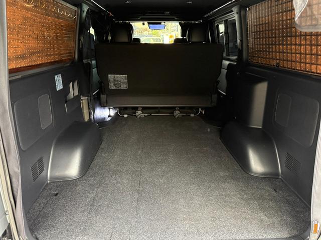 ハイエースバン スーパーＧＬ　ダークプライムＩＩ　モデリスタエアロＦＳＲ　ＴＲＤ１５インチＡＷ　１０型フローティングナビＴＶ　両側パワスラ　デジタルミラー　Ｂカメラ　ＥＴＣ　ＬＥＤランプ　ソナー　ハーフレザー　セーフティセンス　ＡＣ１００Ｖ電源（25枚目）