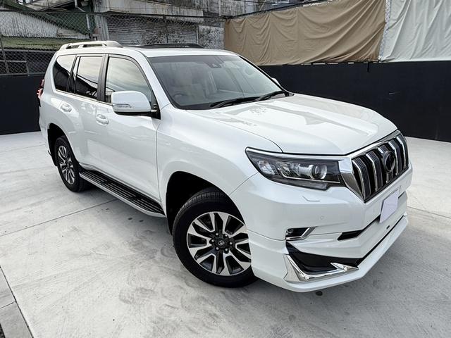 ランドクルーザープラド ＴＸ　Ｌパッケージ　モデリスタエアロＦ／Ｒ　ＤＡ／Ｔコネクトナビキット　ＢＳＭ　ＲＣＴＡ　サンルーフ　ルーフレール　１９ＡＷ　地デジＴＶ　３６０ビュー　ＥＴＣ２．０　ドラレコ　ベージュレザー　快適温熱シート　パワーシート（2枚目）