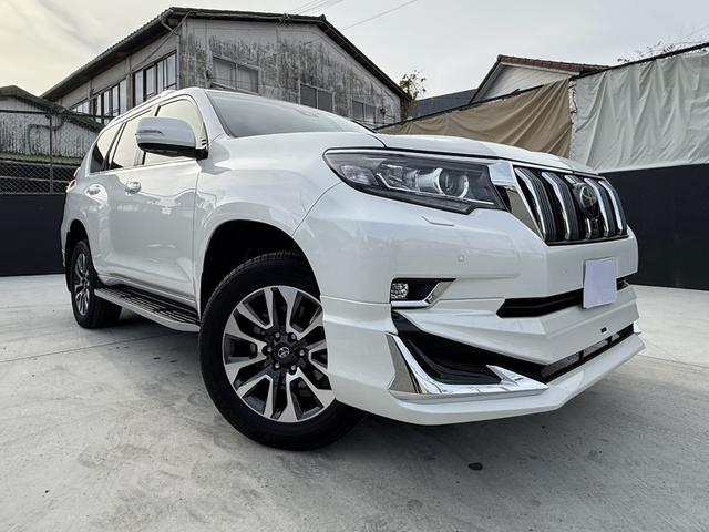 ランドクルーザープラド ＴＸ　Ｌパッケージ　モデリスタエアロＦ／Ｒ　ＤＡ／Ｔコネクトナビキット　ＢＳＭ　ＲＣＴＡ　サンルーフ　ルーフレール　１９ＡＷ　地デジＴＶ　３６０ビュー　ＥＴＣ２．０　ドラレコ　ベージュレザー　快適温熱シート　パワーシート（8枚目）