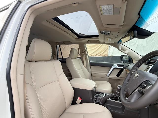 ランドクルーザープラド ＴＸ　Ｌパッケージ　モデリスタエアロＦ／Ｒ　ＤＡ／Ｔコネクトナビキット　ＢＳＭ　ＲＣＴＡ　サンルーフ　ルーフレール　１９ＡＷ　地デジＴＶ　３６０ビュー　ＥＴＣ２．０　ドラレコ　ベージュレザー　快適温熱シート　パワーシート（33枚目）