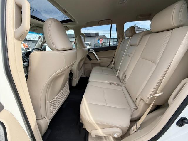 ランドクルーザープラド ＴＸ　Ｌパッケージ　モデリスタエアロＦ／Ｒ　ＤＡ／Ｔコネクトナビキット　ＢＳＭ　ＲＣＴＡ　サンルーフ　ルーフレール　１９ＡＷ　地デジＴＶ　３６０ビュー　ＥＴＣ２．０　ドラレコ　ベージュレザー　快適温熱シート　パワーシート（38枚目）