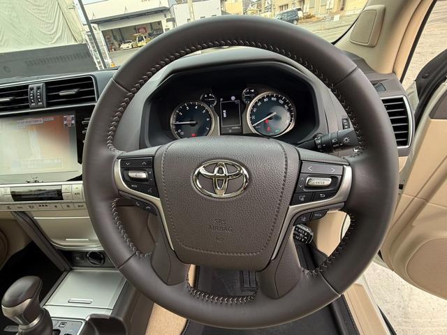 ランドクルーザープラド ＴＸ　Ｌパッケージ　モデリスタエアロＦ／Ｒ　ＤＡ／Ｔコネクトナビキット　ＢＳＭ　ＲＣＴＡ　サンルーフ　ルーフレール　１９ＡＷ　地デジＴＶ　３６０ビュー　ＥＴＣ２．０　ドラレコ　ベージュレザー　快適温熱シート　パワーシート（46枚目）