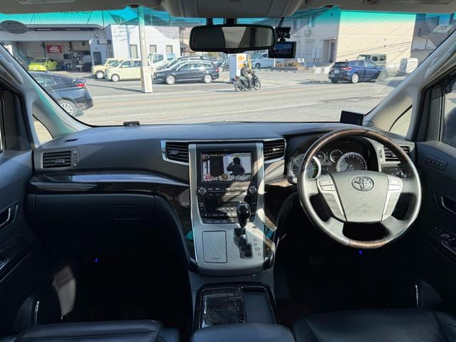 �C���p�l����̎g������̂悳�ƍL����Ԃ̎�����X�^�C���b�V���ȃt�H�������������悭�{�^���̑�������₷���ł��􌩐��炵���ǂ��̂Ŏ��삪�L���^�]���₷���Ȃ��Ă���܂���