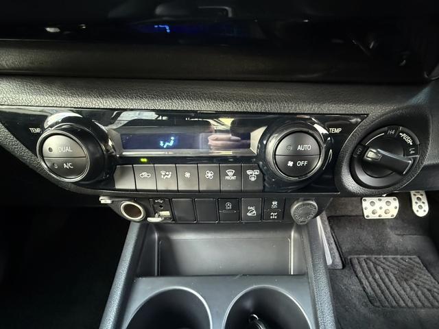 �I�[�g�G�A�R���@�\�t���ł��̂ŁA�C�ӂŉ��x��ݒ肵�Ă`�t�s�n�ɂ��Ă����Ύ����Ō����̂悢���ʂƐ����o������ݒ肵�Ă���āA�����̉��x���߂����Ă���܂��̂łƂ��Ă��֗��Ōo�ϓI�ł���