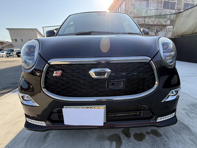 �u�I�[�g���C�g�V�X�e���v���ڎԂł��B���C�g�X�C�b�`���I�[�g�ɍ��킹�Ă������Ƃɂ��A�Ɠx�Z���T�[���Ɠx�����o���A�����Ń��C�g�̓_�����s�����u�ł��B�g���l���̒ʉߓ��ɂ���ϕ֗��ł���