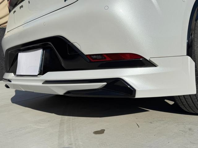 プリウス Ｚ　モデリスタエアロＦＳＲ　モデリスタ１９ＡＷ・サイドガーニッシュ・シグネチャーイルミ　パノラマルーフ　ＥＴＣ２．０　ＢＳＭ　１２．３型ＤＡナビＴＶ　３６０ビュー　パワートランク　シートベンチレーション（5枚目）