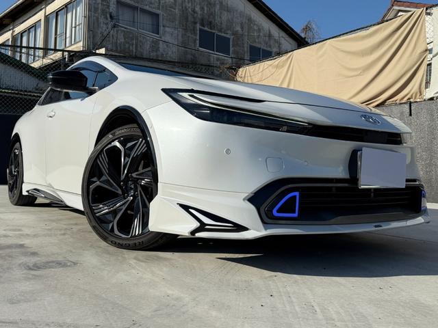 プリウス Ｚ　モデリスタエアロＦＳＲ　モデリスタ１９ＡＷ・サイドガーニッシュ・シグネチャーイルミ　パノラマルーフ　ＥＴＣ２．０　ＢＳＭ　１２．３型ＤＡナビＴＶ　３６０ビュー　パワートランク　シートベンチレーション（12枚目）