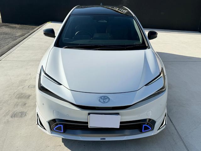 プリウス Ｚ　モデリスタエアロＦＳＲ　モデリスタ１９ＡＷ・サイドガーニッシュ・シグネチャーイルミ　パノラマルーフ　ＥＴＣ２．０　ＢＳＭ　１２．３型ＤＡナビＴＶ　３６０ビュー　パワートランク　シートベンチレーション（14枚目）