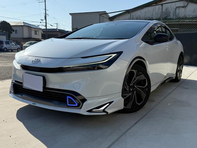 プリウス Ｚ　モデリスタエアロＦＳＲ　モデリスタ１９ＡＷ・サイドガーニッシュ・シグネチャーイルミ　パノラマルーフ　ＥＴＣ２．０　ＢＳＭ　１２．３型ＤＡナビＴＶ　３６０ビュー　パワートランク　シートベンチレーション（16枚目）