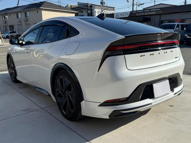 プリウス Ｚ　モデリスタエアロＦＳＲ　モデリスタ１９ＡＷ・サイドガーニッシュ・シグネチャーイルミ　パノラマルーフ　ＥＴＣ２．０　ＢＳＭ　１２．３型ＤＡナビＴＶ　３６０ビュー　パワートランク　シートベンチレーション（23枚目）