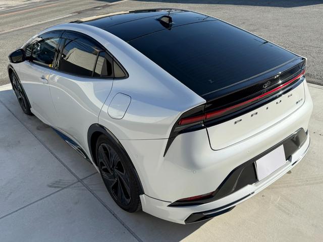 プリウス Ｚ　モデリスタエアロＦＳＲ　モデリスタ１９ＡＷ・サイドガーニッシュ・シグネチャーイルミ　パノラマルーフ　ＥＴＣ２．０　ＢＳＭ　１２．３型ＤＡナビＴＶ　３６０ビュー　パワートランク　シートベンチレーション（24枚目）