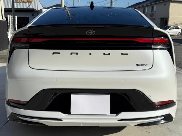 プリウス Ｚ　モデリスタエアロＦＳＲ　モデリスタ１９ＡＷ・サイドガーニッシュ・シグネチャーイルミ　パノラマルーフ　ＥＴＣ２．０　ＢＳＭ　１２．３型ＤＡナビＴＶ　３６０ビュー　パワートランク　シートベンチレーション（27枚目）