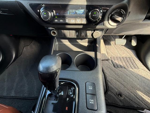 �I�[�g�G�A�R���@�\�t���ł��̂ŁA�C�ӂŉ��x��ݒ肵�Ă`�t�s�n�ɂ��Ă����Ύ����Ō����̂悢���ʂƐ����o������ݒ肵�Ă���āA�����̉��x���߂����Ă���܂��̂łƂ��Ă��֗��Ōo�ϓI�ł���