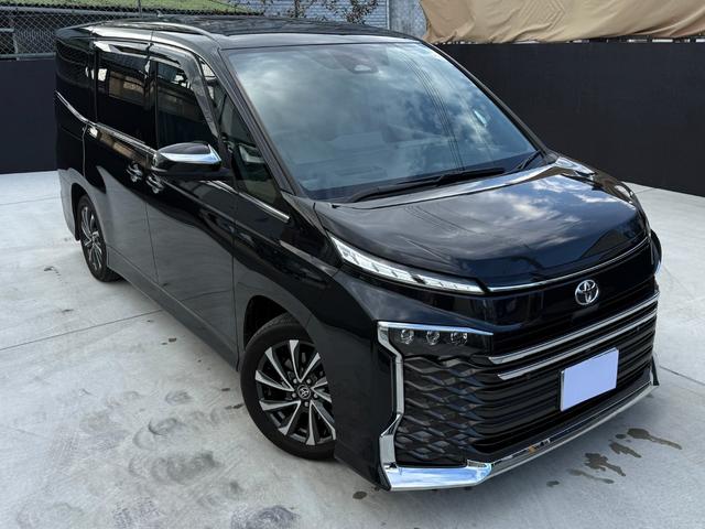 �q�u���C���h�X�|�b�g���j�^�[�r�Z���T�[�ɂ���Ďԗ�����̎��p�𑖂�ԗ������m���h���C�o�[�Ɍx�����Ă����@�\�ł��B�}�ڋ߂��Ă���ԗ��̑��݂��x�����Ă����̂œ��ɍ������H�𑖍s����ۂɕ֗��ȋ@�\�ł���