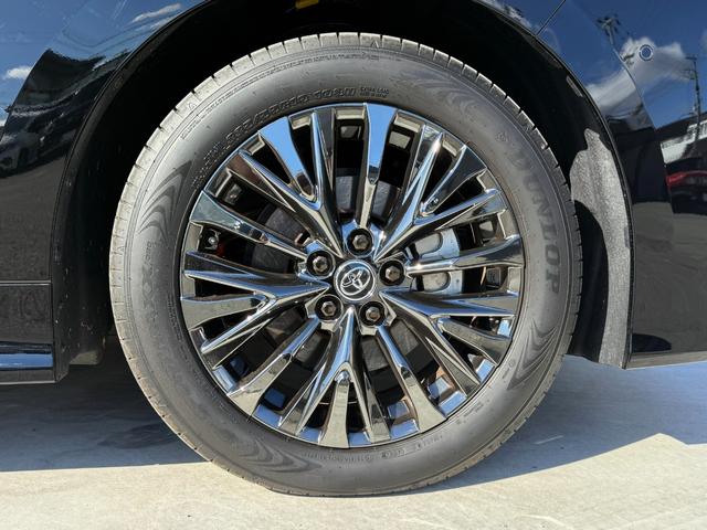 ���������̑�\�Ƃ��ăA���~�z�C�[���𑕒����Ă���܂��B�S�z�C�[���Ɣ�r���ā@�z�C�[���̍d�x���������ߑ��s����萫�ɗD��@�X�ɑ��s���̃z�C�[���̂䂪�݂����Ȃ��ׁ@�R��\�����サ�܂�