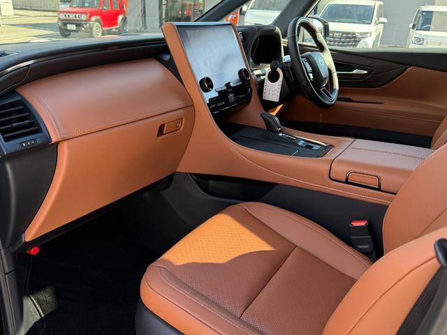 �q�V�[�g�x���`���[�V�����r�V�[�g���畗�𑗂�o���A�܂��͋�C���z�����ݑ������邱�Ƃő̂��₵�Ă���܂��B�����ԃV�[�g�ɍ����Ă����ꂽ��x�^�����Ƃ�h���ł����̂Ő^�Ẵh���C�u�����K�ɍs���܂���