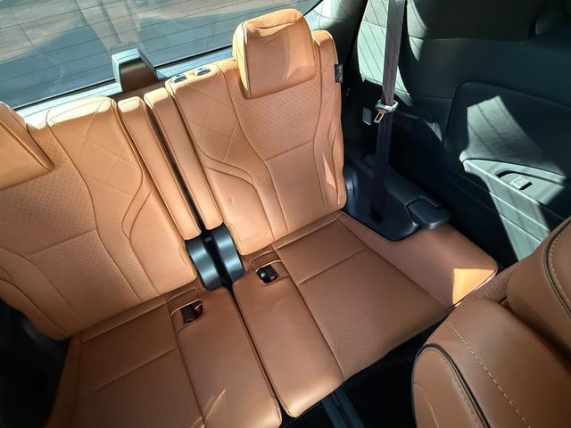 ������̂��Ԃ͋։��ԂƂȂ��Ă���܂��̂Ŏԓ��Ƀ^�o�R�̏L���������A����Y��Ȏ�����ԂƂȂ��Ă���܂����D�M���Ȃ��ׁA�����K�Ƀh���C�u���y���ނ��Ƃ��o���܂��I�I