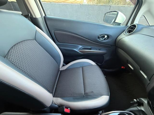 ノート ｅ－パワー　メダリスト　純正ナビＴＶ　Ｂカメラ　ＥＴＣ　ミラー型ドラレコ　ソナーＦＲ　ＡＣＣ　車線逸脱防止支援　エマージェンシーブレーキ　禁煙車　ＬＥＤランプ　ハイビームアシスト　革巻きハンドル　ステアスイッチ　１５ＡＷ（50枚目）