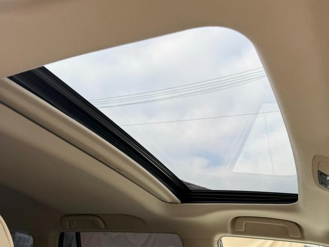 �������T�����[�t�t���ł���T�����[�t�͌ォ��t����̂�����̂ŁA�t���Ă��邨�Ԃ͒��ÎԂ̒��ł��󏭂Ȃ��̂ƂȂ�܂����^�o�R���z�����ɂ͓V��̃��j�t���h�~�̖ʂł����ɃI�X�X�����܂���