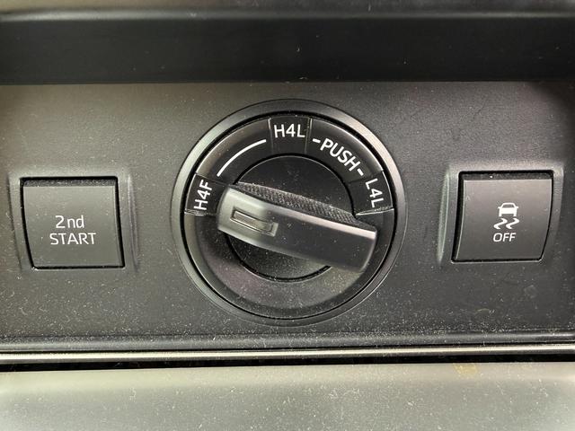 ���X�̕ʃ��[�h�ɂĕۊǂ��Ă���ԗ���������܂��B�����ď������Œ����Ԃ��҂������邱�Ƃ�����܂��̂ŁA���萔�ł͌�����܂��������X�O�ɂ͕K����{���A�������肢�v���܂�