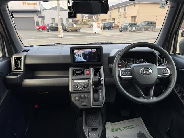 タフト Ｇターボ　クロムベンチャー　ケンウッドナビＴＶ　Ｂカメラ　ＥＴＣ　ドラレコ　１５ＡＷ　スマアシ　ＡＣＣ　シートヒーター　メッキフロントフードガーニッシュ／バックドアガーニッシュ　ソナーＦＲ　オートレベリング機能付ＬＥＤランプ（4枚目）