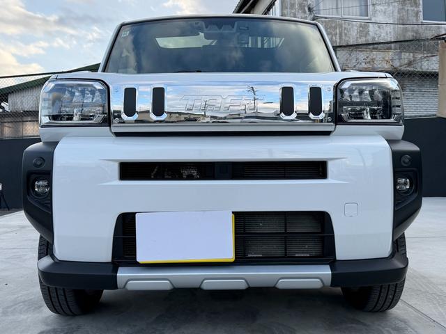 タフト Ｇターボ　クロムベンチャー　ケンウッドナビＴＶ　Ｂカメラ　ＥＴＣ　ドラレコ　１５ＡＷ　スマアシ　ＡＣＣ　シートヒーター　メッキフロントフードガーニッシュ／バックドアガーニッシュ　ソナーＦＲ　オートレベリング機能付ＬＥＤランプ（8枚目）