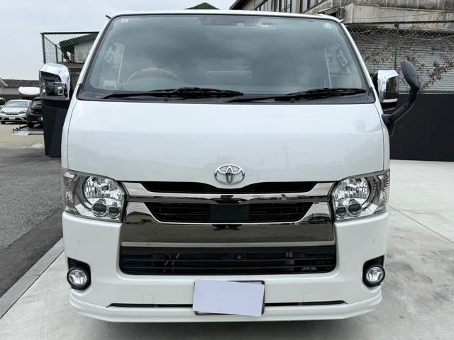 ハイエースバン スーパーＧＬ　ダークプライムＩＩ　アルパインフローティングナビＴＶ　リアモニター　両側パパワスラ　デジタルミラー　３６０度ビュー　ソナーＦＲ　ベッドキッド　ドラレコ　ＬＥＤ　リアスピーカー　Ｆエアロ　１７ＡＷ（6枚目）