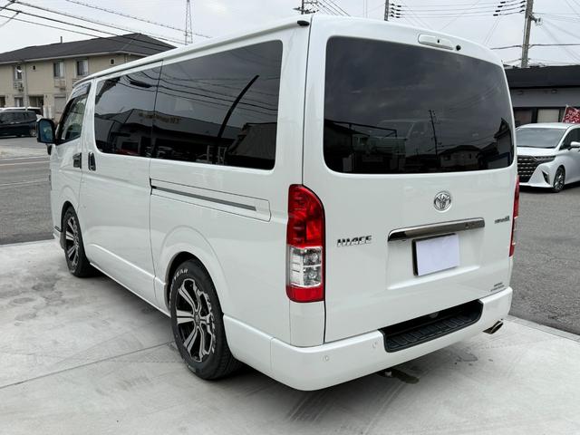 ハイエースバン スーパーＧＬ　ダークプライムＩＩ　アルパインフローティングナビＴＶ　リアモニター　両側パパワスラ　デジタルミラー　３６０度ビュー　ソナーＦＲ　ベッドキッド　ドラレコ　ＬＥＤ　リアスピーカー　Ｆエアロ　１７ＡＷ（23枚目）