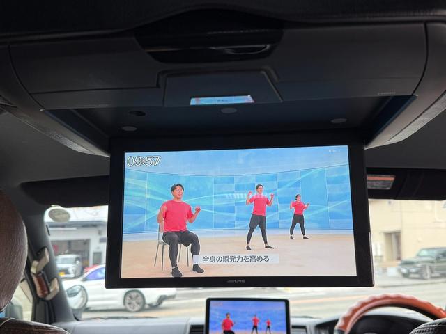 ハイエースバン スーパーＧＬ　ダークプライムＩＩ　アルパインフローティングナビＴＶ　リアモニター　両側パパワスラ　デジタルミラー　３６０度ビュー　ソナーＦＲ　ベッドキッド　ドラレコ　ＬＥＤ　リアスピーカー　Ｆエアロ　１７ＡＷ（30枚目）