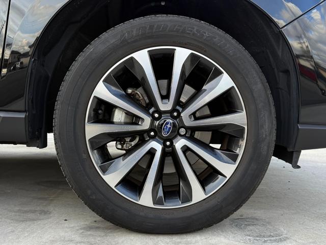 ���������̑�\�Ƃ��ăA���~�z�C�[���𑕒����Ă���܂��B�S�z�C�[���Ɣ�r���ā@�z�C�[���̍d�x���������ߑ��s����萫�ɗD��@�X�ɑ��s���̃z�C�[���̂䂪�݂����Ȃ��ׁ@�R��\�����サ�܂�