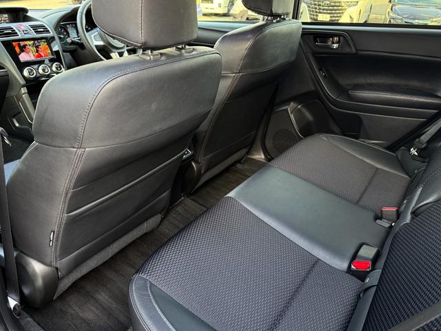 ���X�̕ʃ��[�h�ɂĕۊǂ��Ă���ԗ���������܂��B�����ď������Œ����Ԃ��҂������邱�Ƃ�����܂��̂ŁA���萔�ł͌�����܂��������X�O�ɂ͕K����{���A�������肢�v���܂�