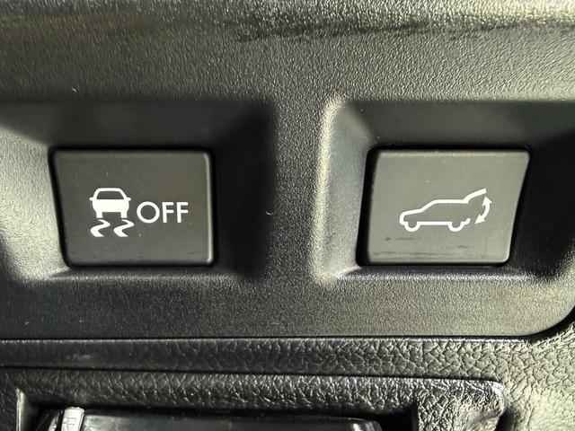 �q�p���[�o�b�N�h�A�r�X�C�b�`�����������Ŏ����Ńo�b�N�h�A�̊J���ł���@�\�ł��B�J�̓��ł��P���������܂ܕЎ�ő���ł���̂ŁA�ƂĂ��֗��ȋ@�\�ł���