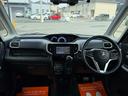 純正エアロを装着しておりますので 見た目もノーマル車とは違い スタイリッシュに決まっております。新車購入時には高いエアロも 中古車から最初からついて、お洒落で割安ですよ