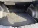 荷室 後部座席を倒さなくてもこのトランクスペースを確保しております!これだけあれば、フル乗車状態でも十分にお荷物が載せられるので、お出かけやショッピングにも便利です。