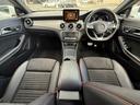 CLAクラス CLA180 AMG スタイル AMGプレミアムP レーダーセーフティP パノラミックスライディングルーフ 純正ナビTV Bカメラ ハーマンカードン ETC ドラレコ パワーシートシートヒーター BSM 18AW ステンレス製ペダル 中古車画像_4