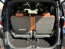 荷室　後部座席を倒さなくてもこのトランクスペースを確保しております！これだけあれば、フル乗車状態でも十分にお荷物が載せられるので、お出かけやショッピングにも便利です。