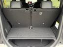 荷室　後部座席を倒さなくてもこのトランクスペースを確保しております！これだけあれば、フル乗車状態でも十分にお荷物が載せられるので、お出かけやショッピングにも便利です。