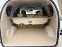 荷室 後部座席を倒さなくてもこのトランクスペースを確保しております!これだけあれば、フル乗車状態でも十分にお荷物が載せられるので、お出かけやショッピングにも便利です。