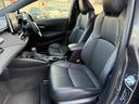 こちらのお車にはシートヒーターが装備されております☆体を直接暖めてくれますので、通常のエアコンよりも早く暖まることが出来ます！！寒い時期や寒い地方に出かける際は、寒い時も快適にドライブを楽しめますね♪