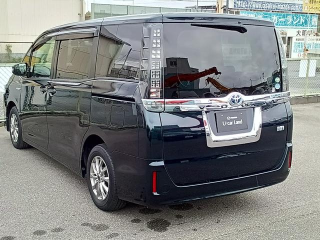 ヴォクシー ハイブリッドＶ　ナビ　バックモニター　両側電動スライドドア　リアフリップダウンモニター　ＥＴＣ　ドラレコ　社外アルミホイール（7枚目）