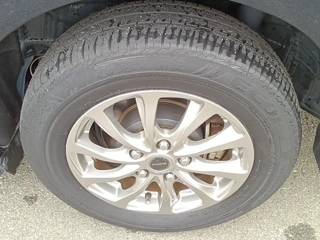 ヴォクシー ハイブリッドＶ　ナビ　バックモニター　両側電動スライドドア　リアフリップダウンモニター　ＥＴＣ　ドラレコ　社外アルミホイール（13枚目）