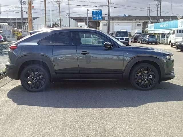 MX-30ロータリーEV レトロスポーツエディション(5枚目)