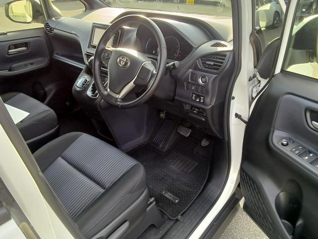 ヴォクシー ZS(15枚目)