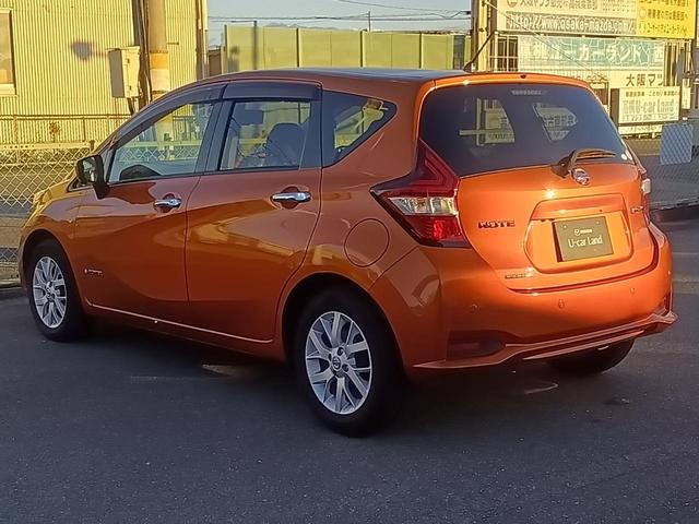 ノート ｅ－パワー　メダリスト　日産オリジナルナビ取付パッケージ／標準仕様２／標準仕様３／標準仕様４／インテリアラモニ＋スマート・ルームミラー＋ヒーターミラー＋踏違防止＋フロント＆バックソナー（9枚目）